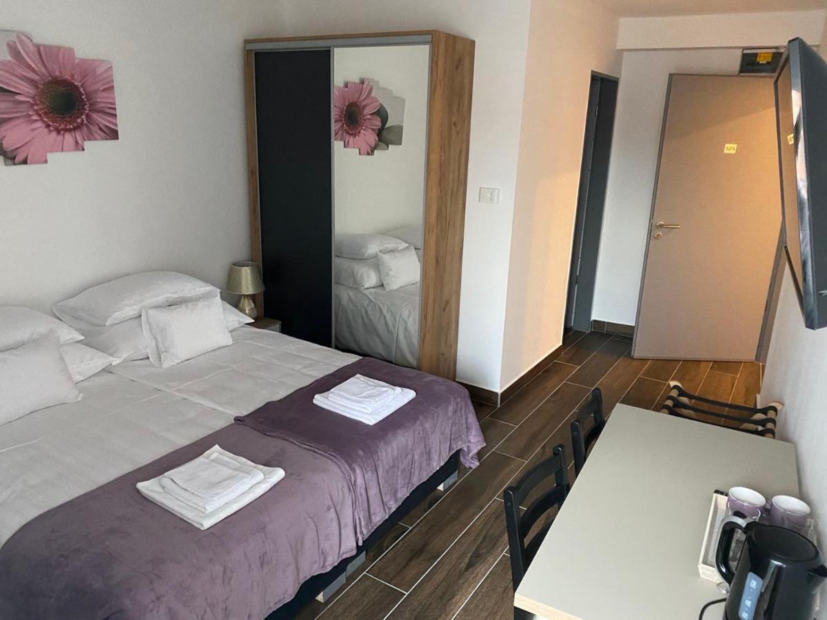 M70 Apartmanhaz Miskolc Exterior photo