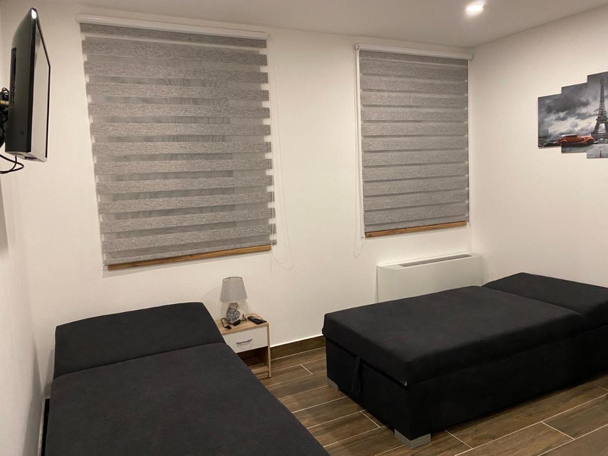 M70 Apartmanhaz Miskolc Exterior photo