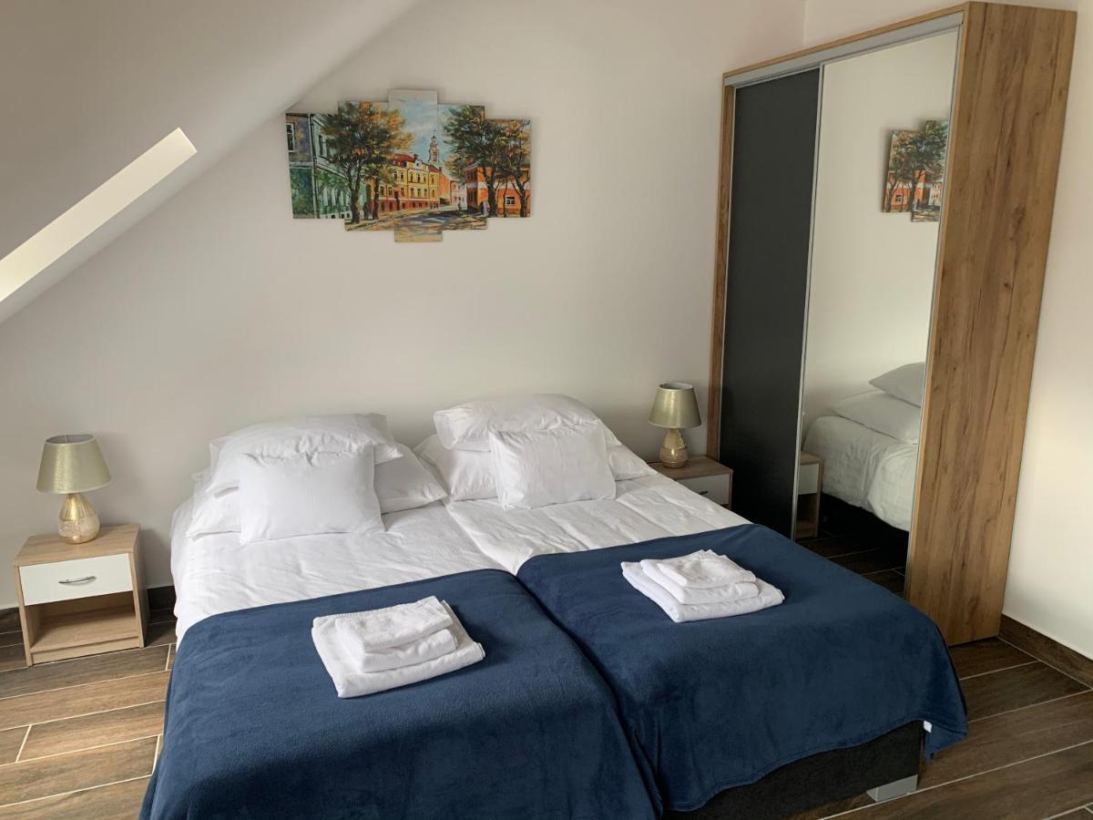 M70 Apartmanhaz Miskolc Exterior photo